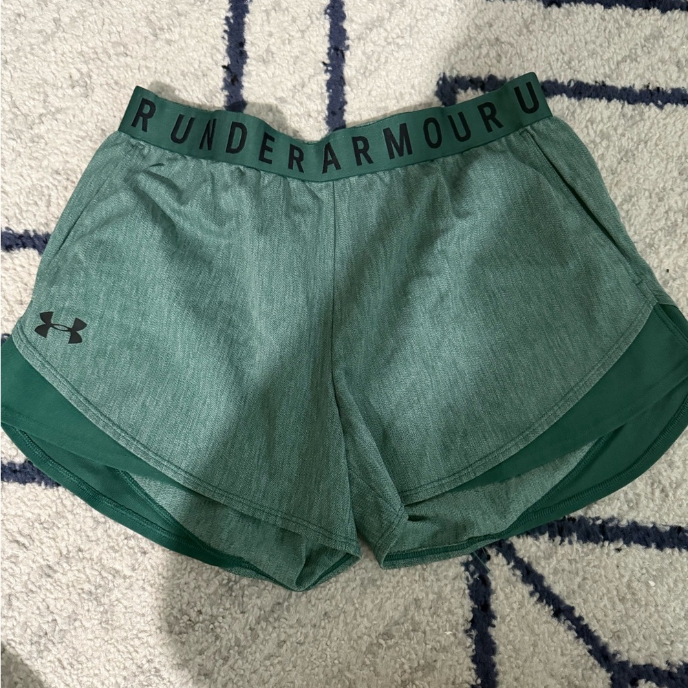 Under Armour Green Athletic Shorts Lightweight Elastic Waist